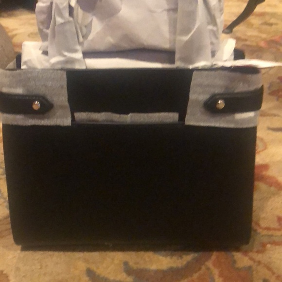 NWT adorable ♠️ Kate Spade footed medium leather satchel - Picture 3 of 6